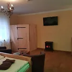 Πανσιόν Zum Holzpantoffelmacher 3*