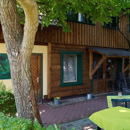 Pension Zum Holzpantoffelmacher Guest house