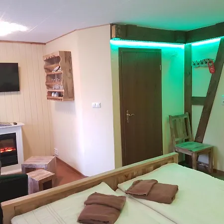 Guest house Pension Zum Holzpantoffelmacher Burg (Spreewald)