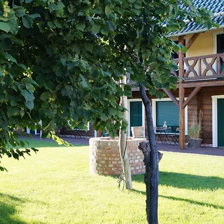 Guest house Pension Zum Holzpantoffelmacher Burg (Spreewald)