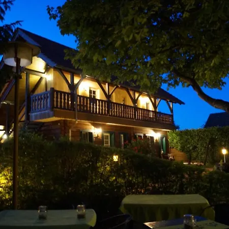 Pensjonat Zum Holzpantoffelmacher 3*