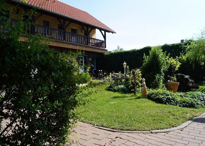 Zum Holzpantoffelmacher 3*